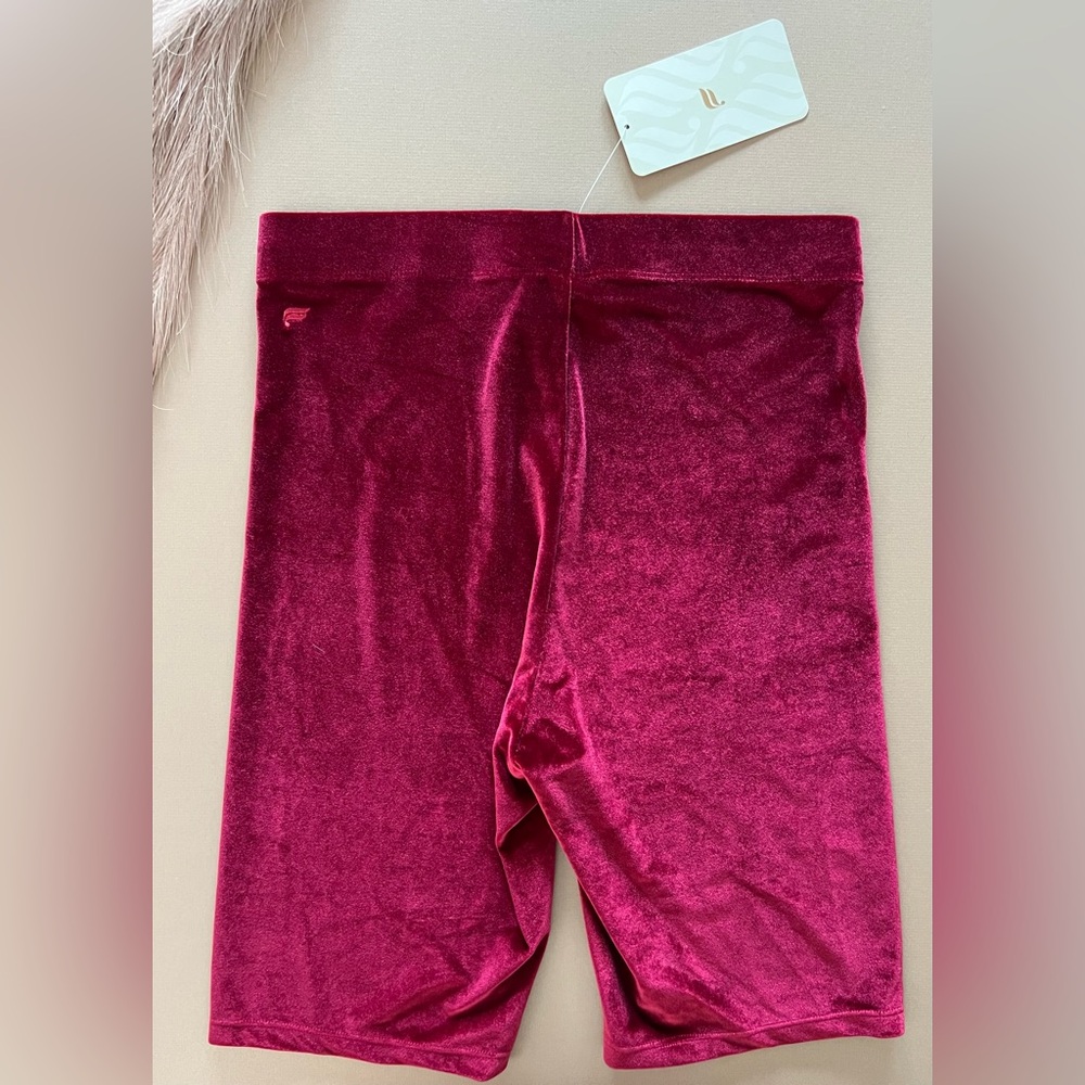Fabletics Deep Pink Red Velour 9” Bike Shorts - Picture 11 of 15